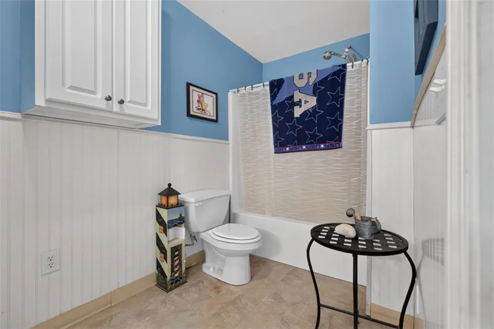 2194 Indian Shoals Drive NE Loganville, GA 30052