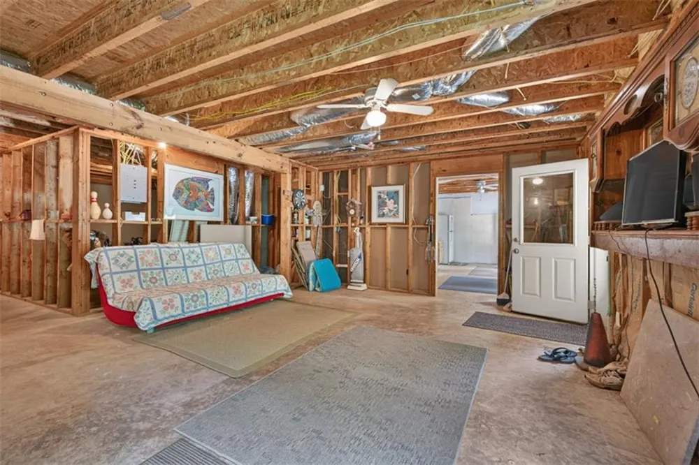 2194 Indian Shoals Drive NE Loganville, GA 30052