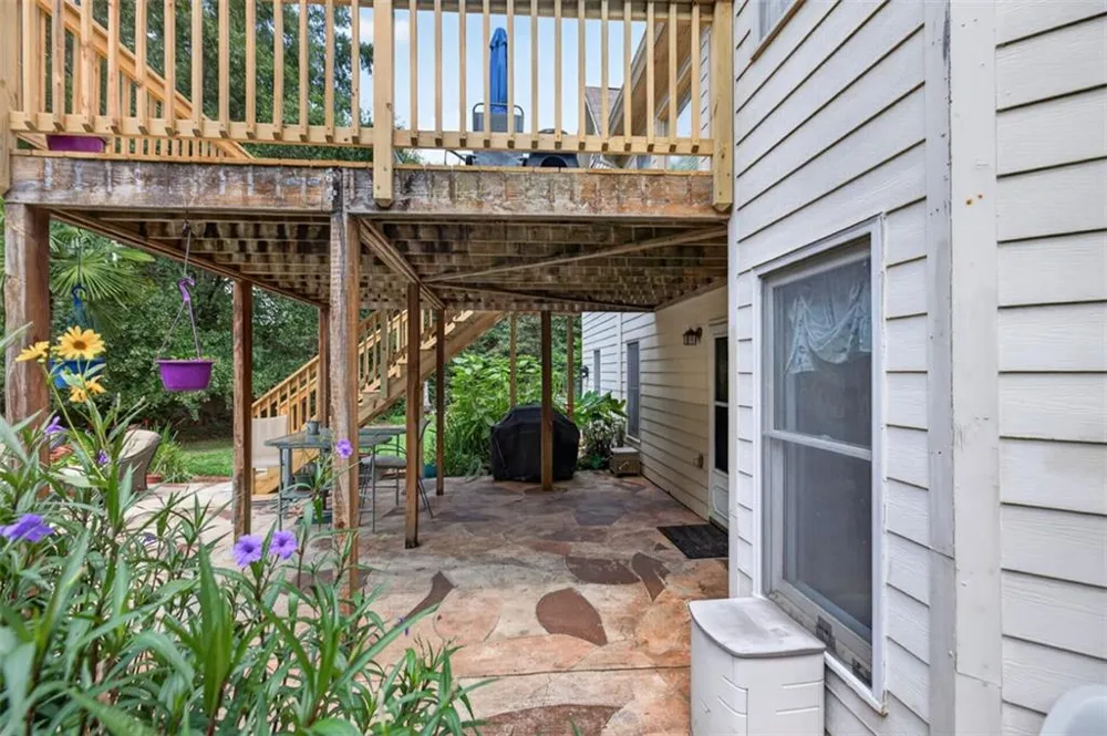 2194 Indian Shoals Drive NE Loganville, GA 30052