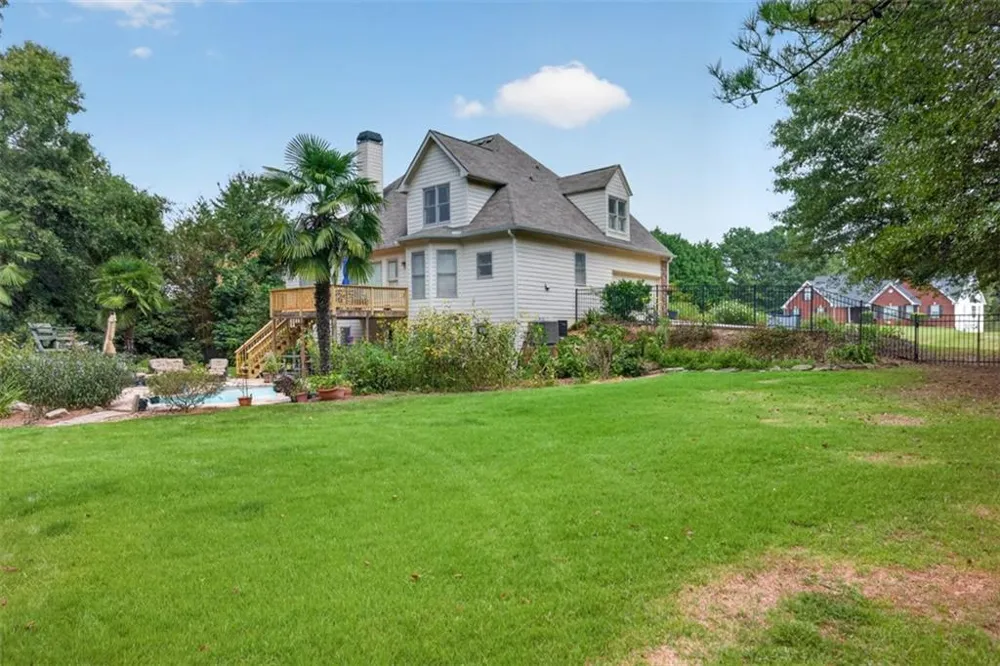 2194 Indian Shoals Drive NE Loganville, GA 30052