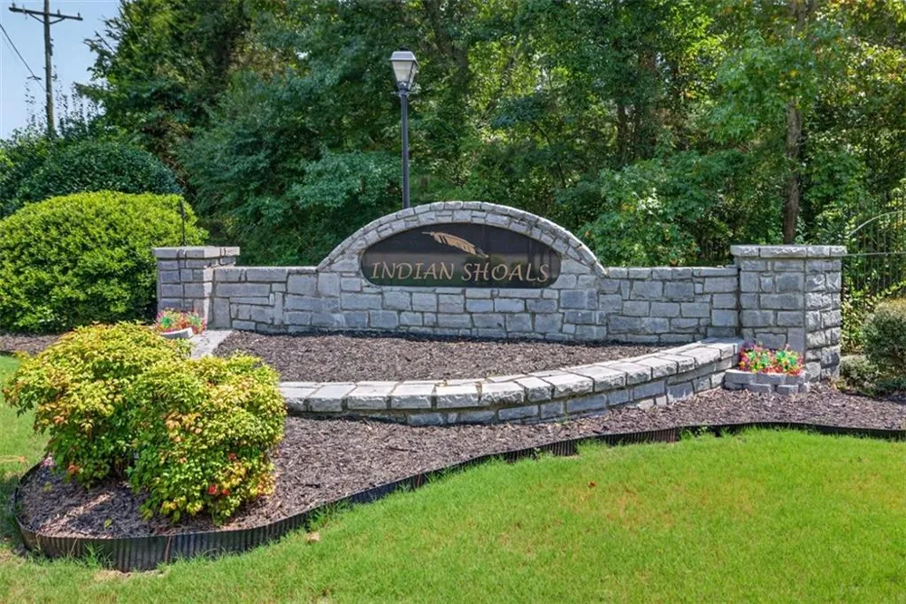 2194 Indian Shoals Drive NE Loganville, GA 30052