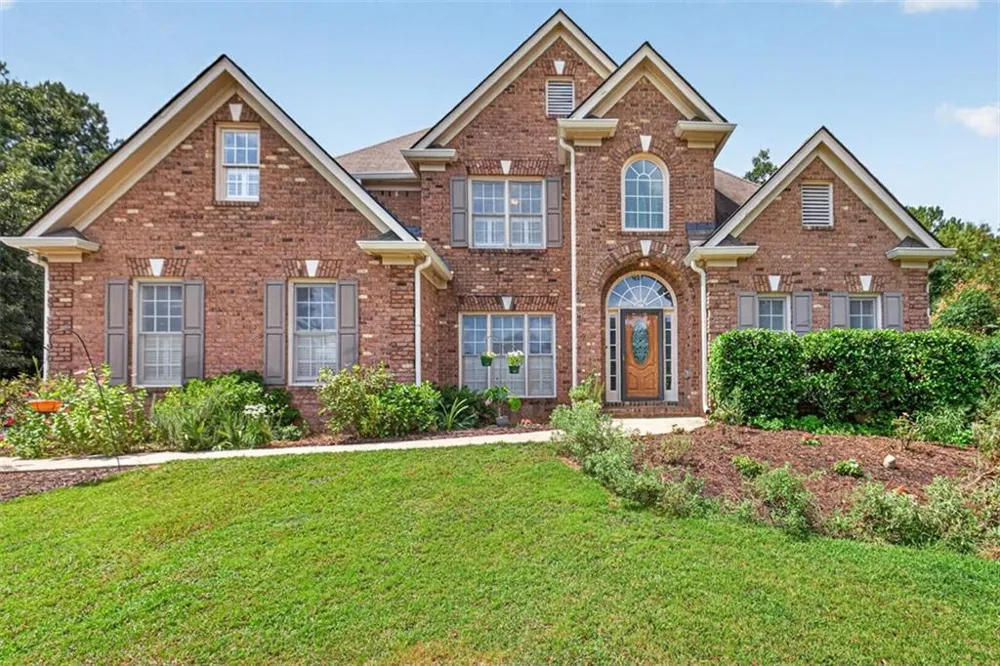 2194 Indian Shoals Drive NE Loganville, GA 30052