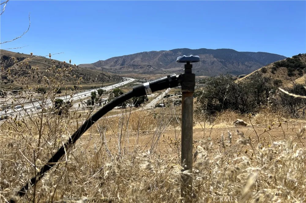 1588 Ridge Route Drive Lebec, CA 93243