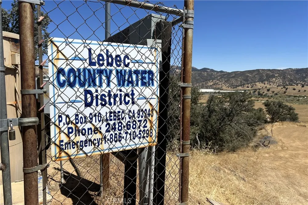 1588 Ridge Route Drive Lebec, CA 93243