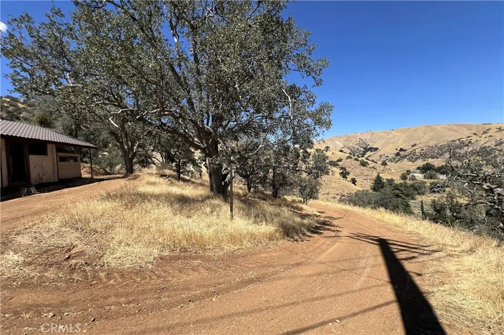 1588 Ridge Route Drive Lebec, CA 93243