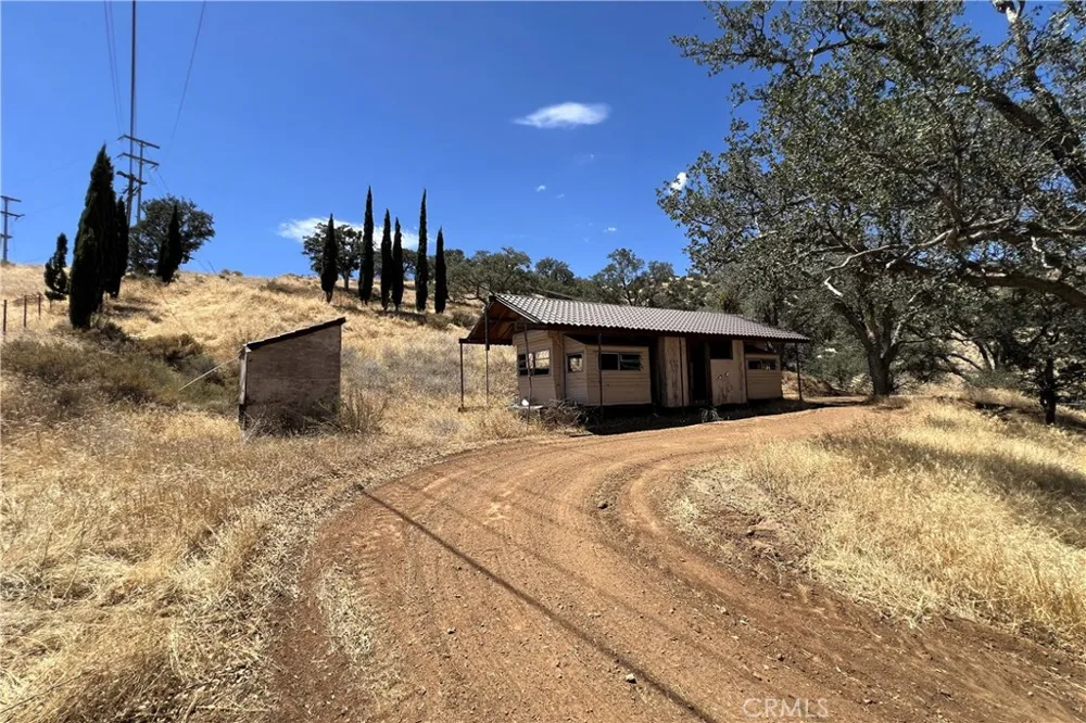 1588 Ridge Route Drive Lebec, CA 93243