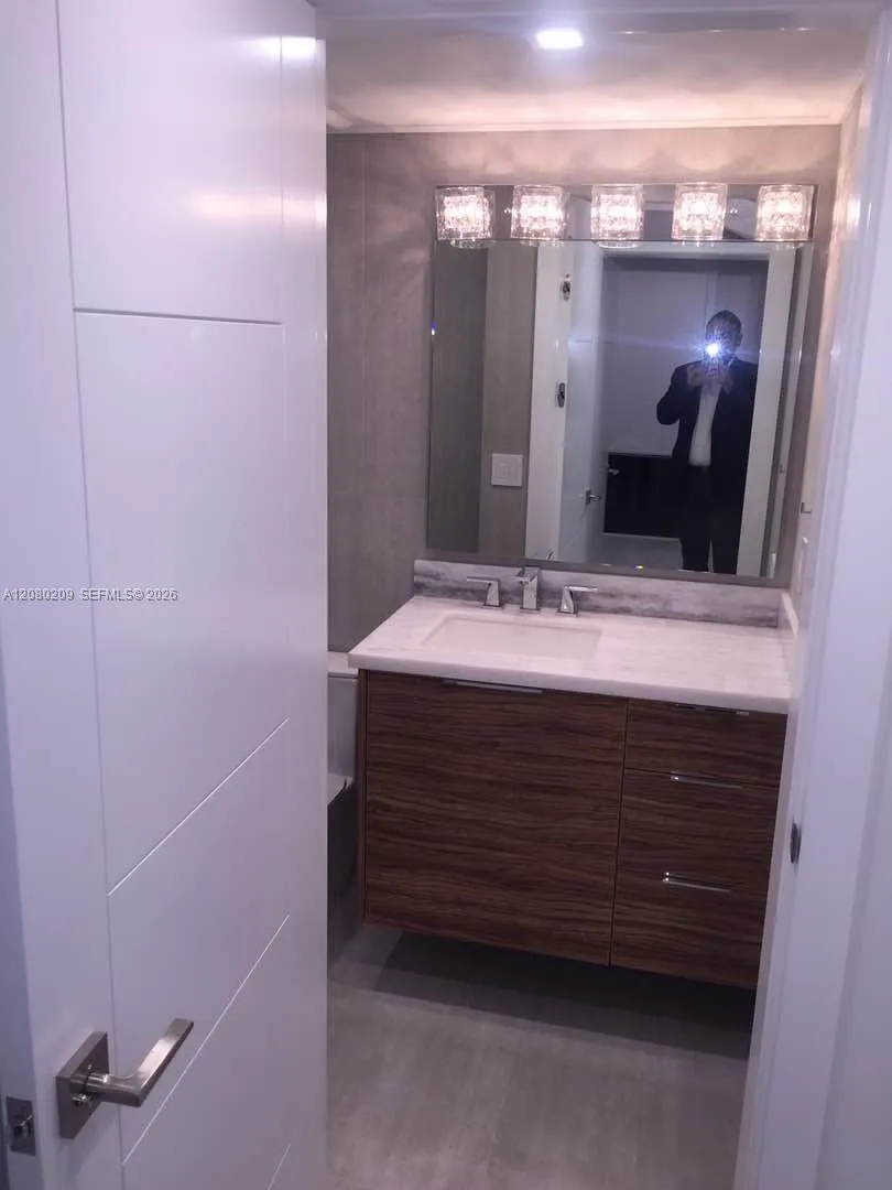 9801 Collins Ave #12Q Bal Harbour, FL 33154