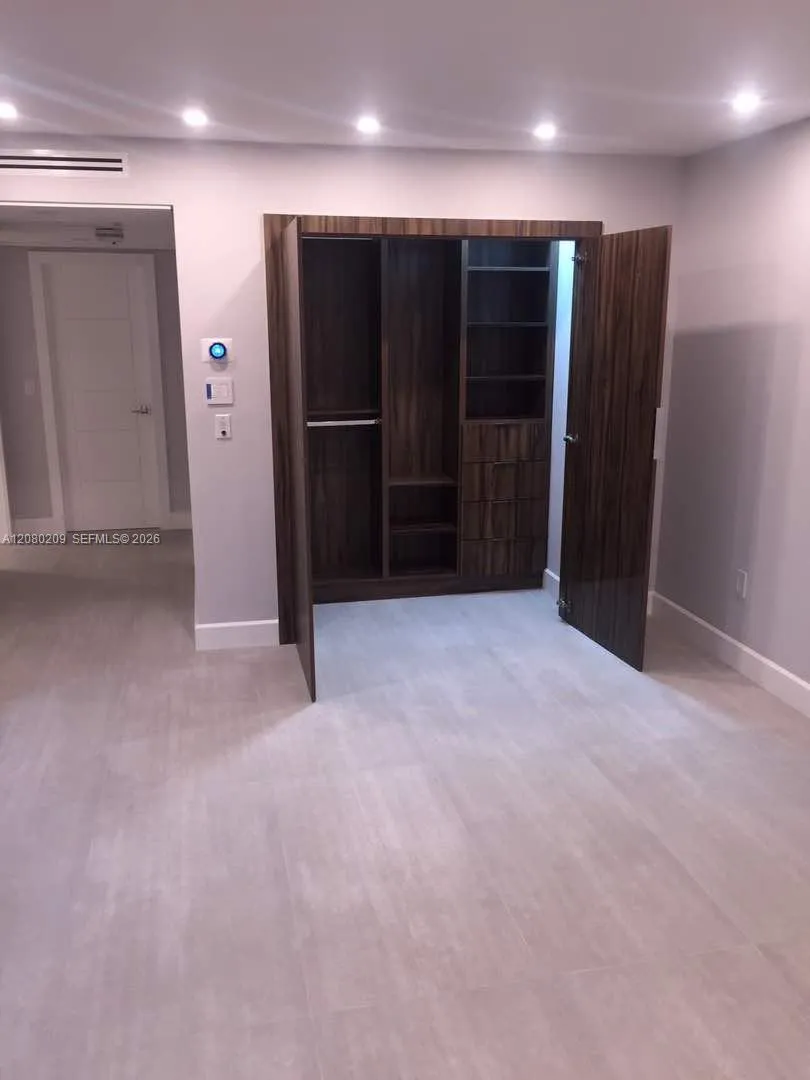 9801 Collins Ave #12Q Bal Harbour, FL 33154