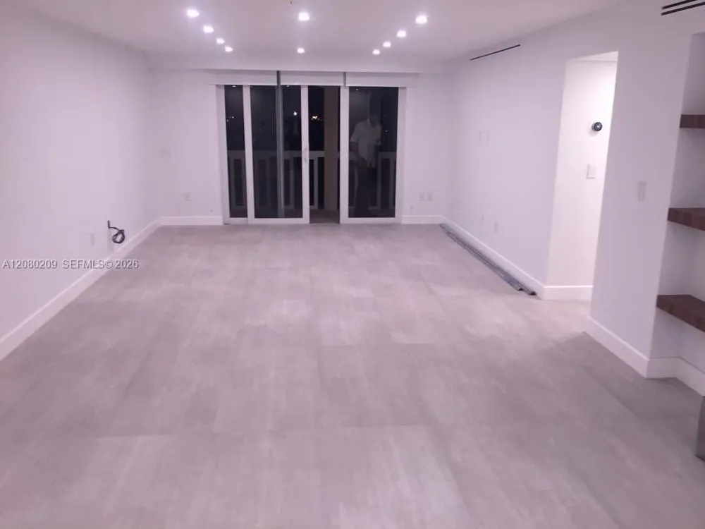 9801 Collins Ave #12Q Bal Harbour, FL 33154