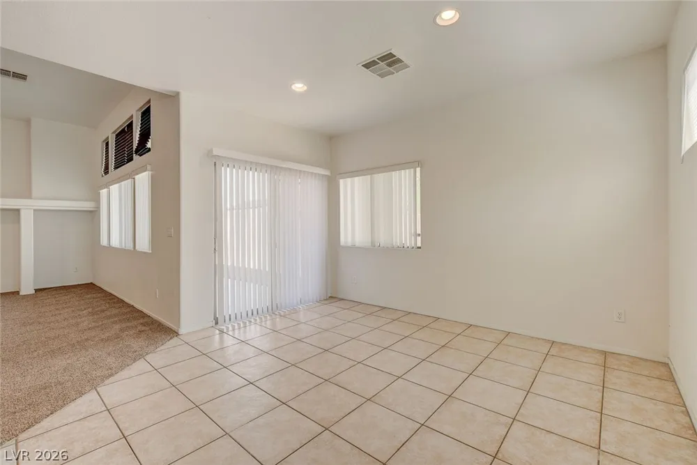 6724 DONNA STREET Las Vegas, NV 89086