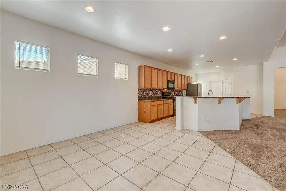 6724 DONNA STREET Las Vegas, NV 89086