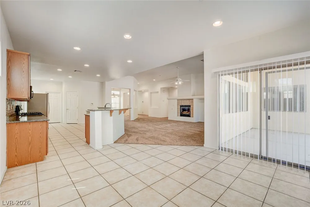 6724 DONNA STREET Las Vegas, NV 89086