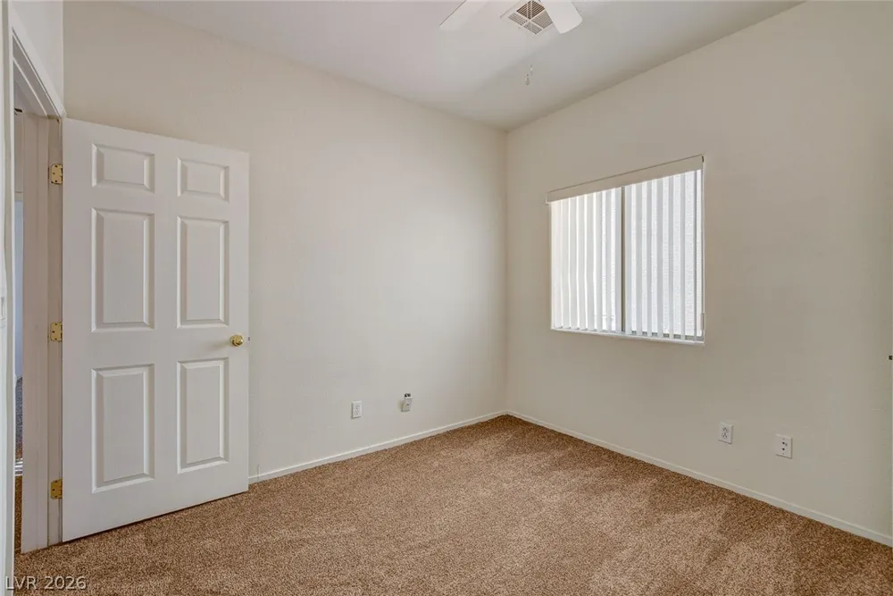 6724 DONNA STREET Las Vegas, NV 89086