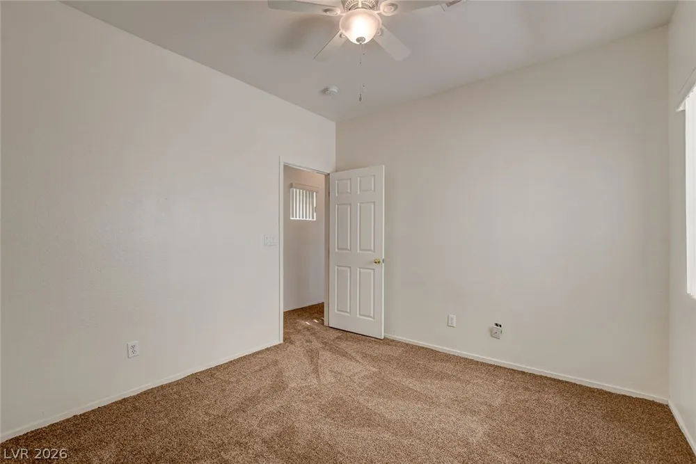 6724 DONNA STREET Las Vegas, NV 89086