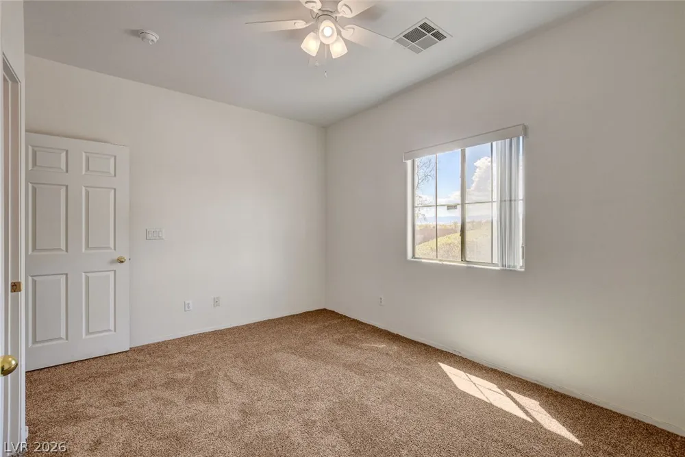 6724 DONNA STREET Las Vegas, NV 89086