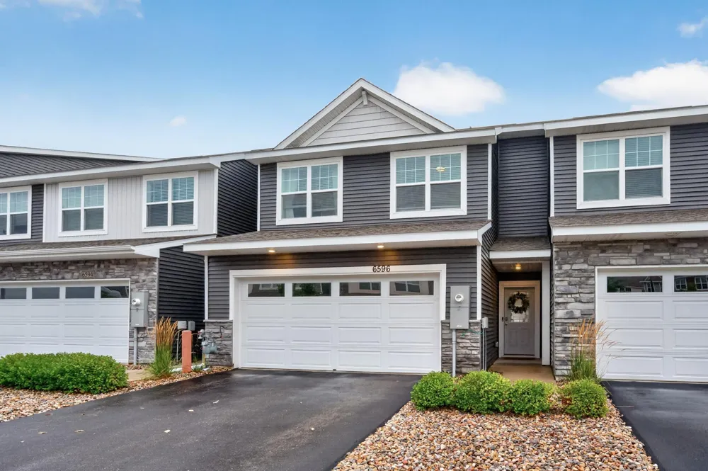 6596 Genevieve Trail S Cottage Grove, MN 55016