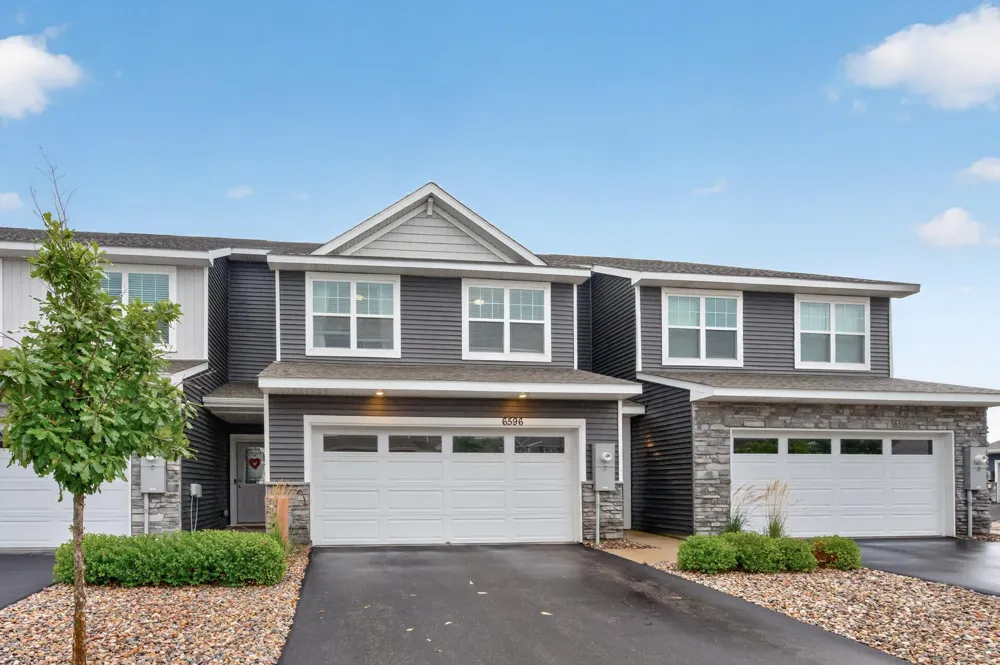6596 Genevieve Trail S Cottage Grove, MN 55016