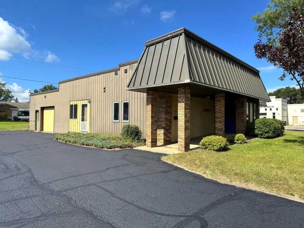 745 W Main Street Perham, MN 56573