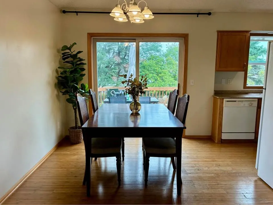 1283 Creekside Drive Waconia, MN 55387