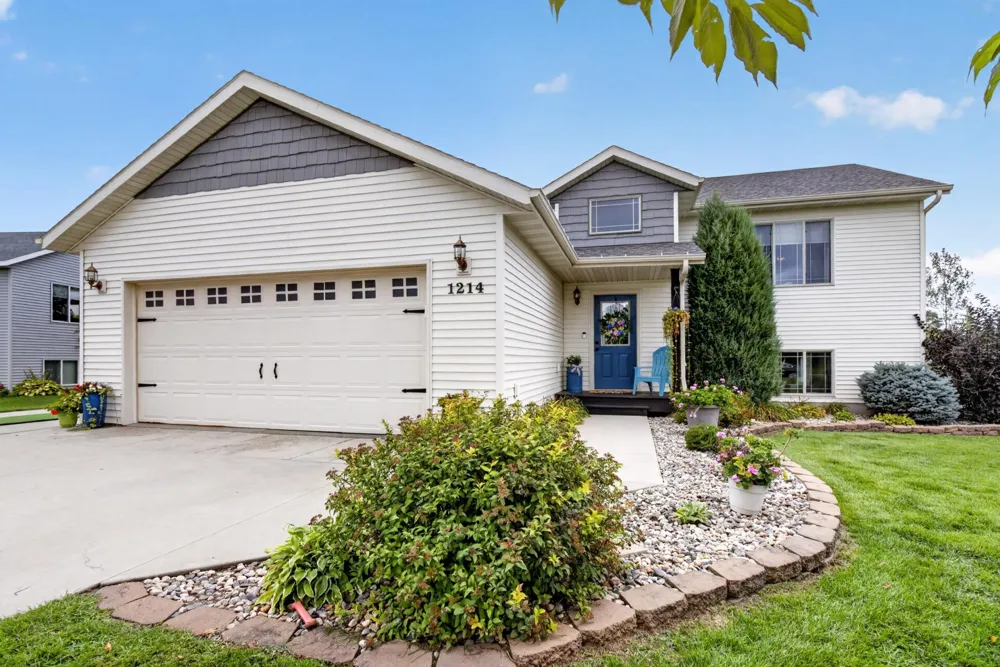 1214 6th Avenue NW Perham, MN 56573