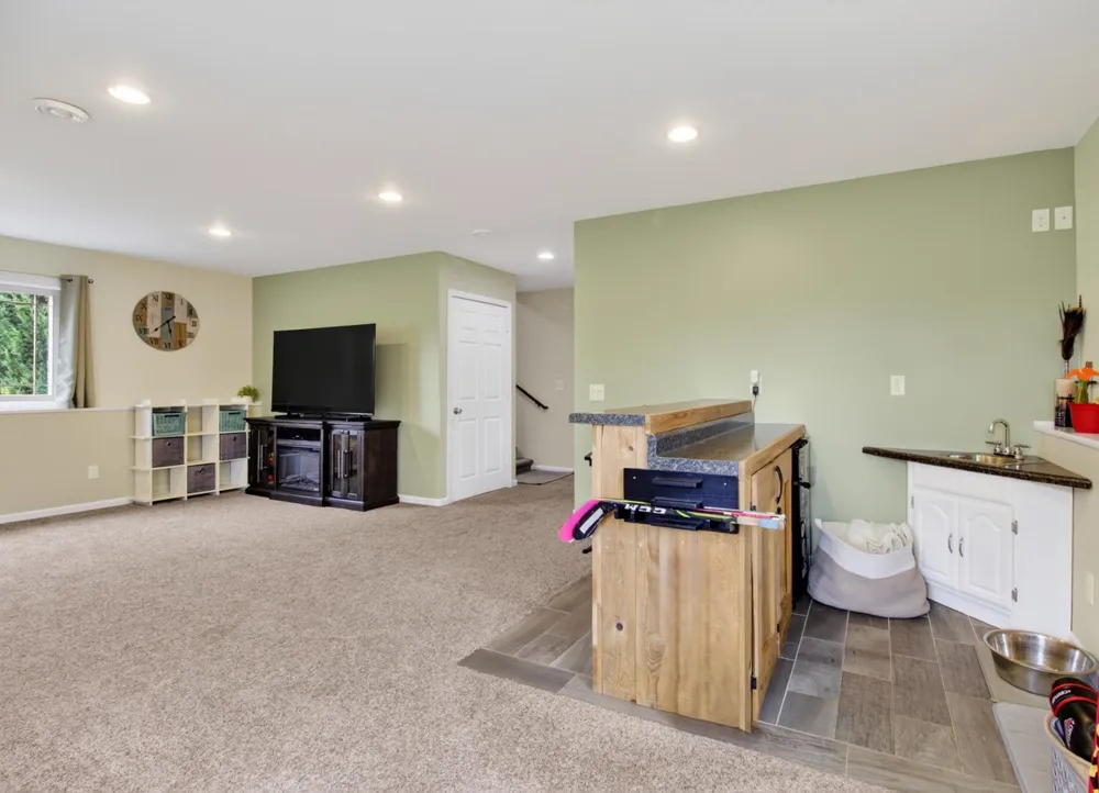 1214 6th Avenue NW Perham, MN 56573