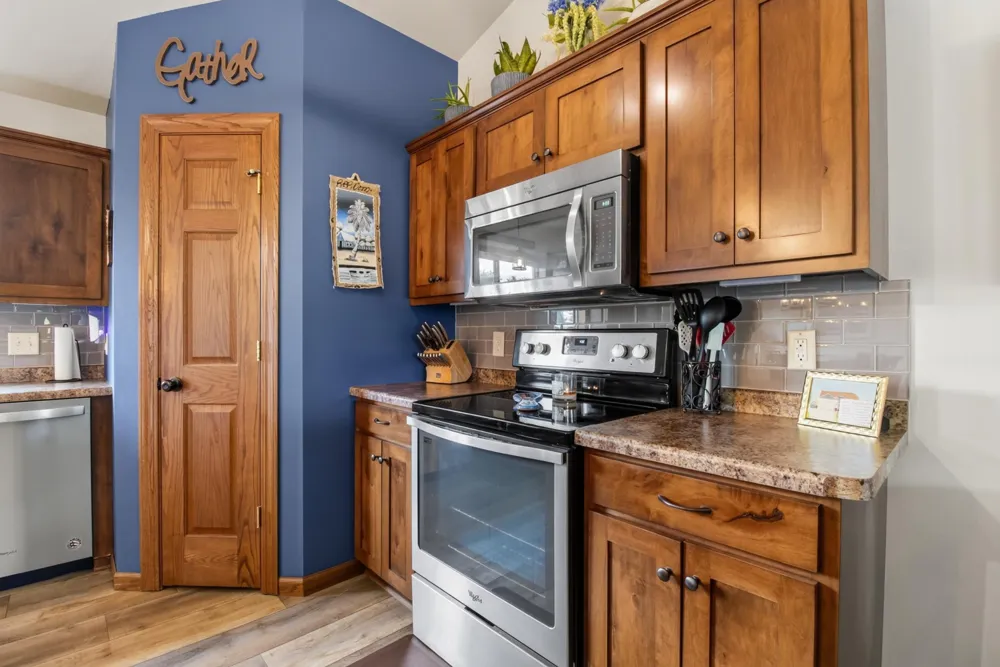 1214 6th Avenue NW Perham, MN 56573