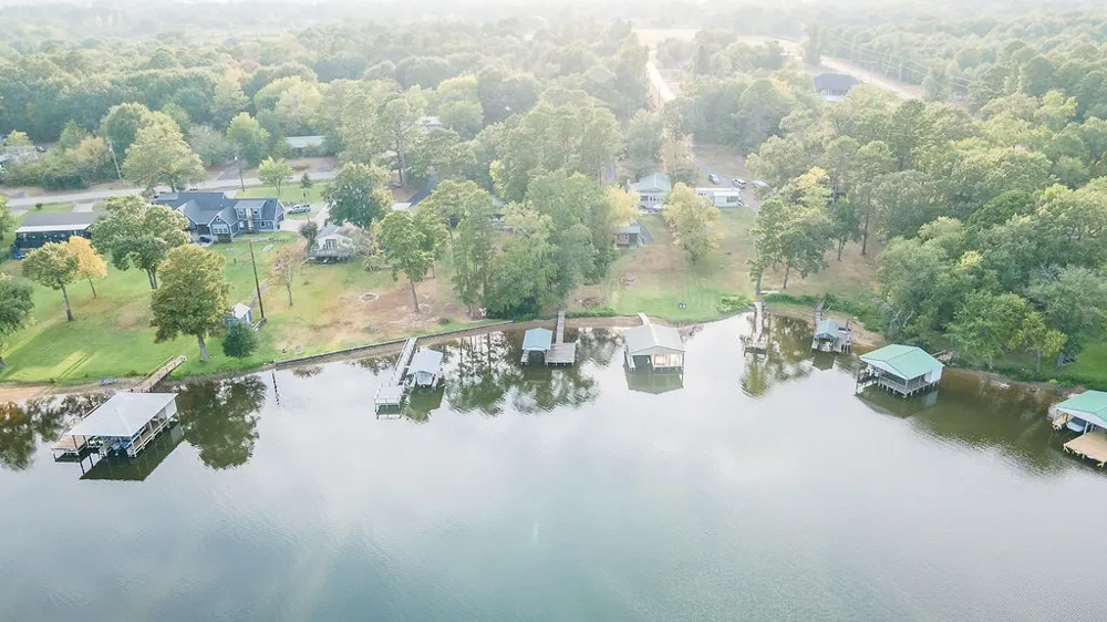 586 County Road 2298 Mineola, TX 75773