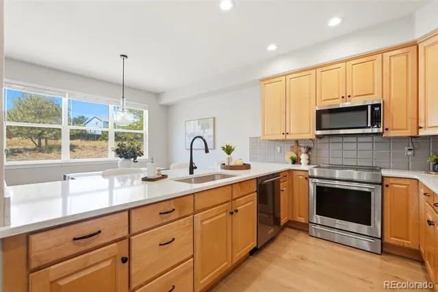 689 Wild Ridge Lane Lafayette, CO 80026