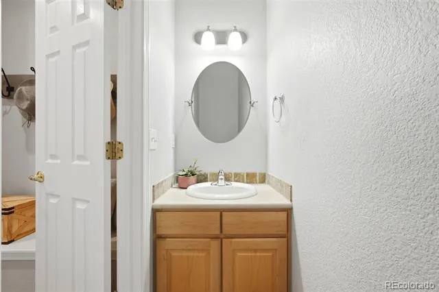 689 Wild Ridge Lane Lafayette, CO 80026