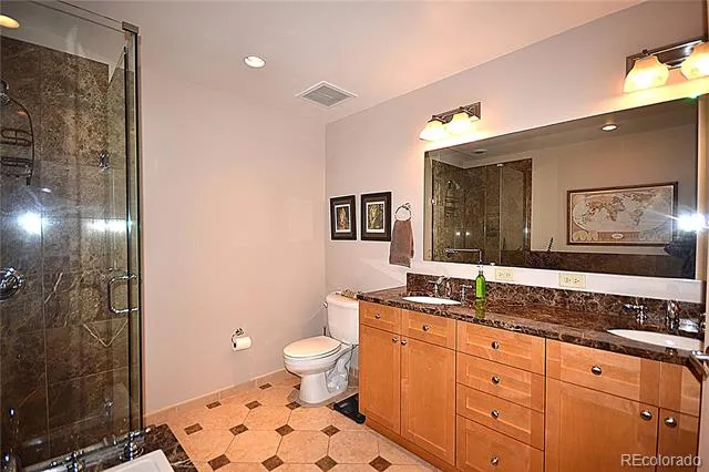 7220 W Bonfils Lane Lakewood, CO 80226