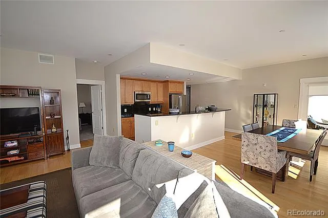 7220 W Bonfils Lane Lakewood, CO 80226