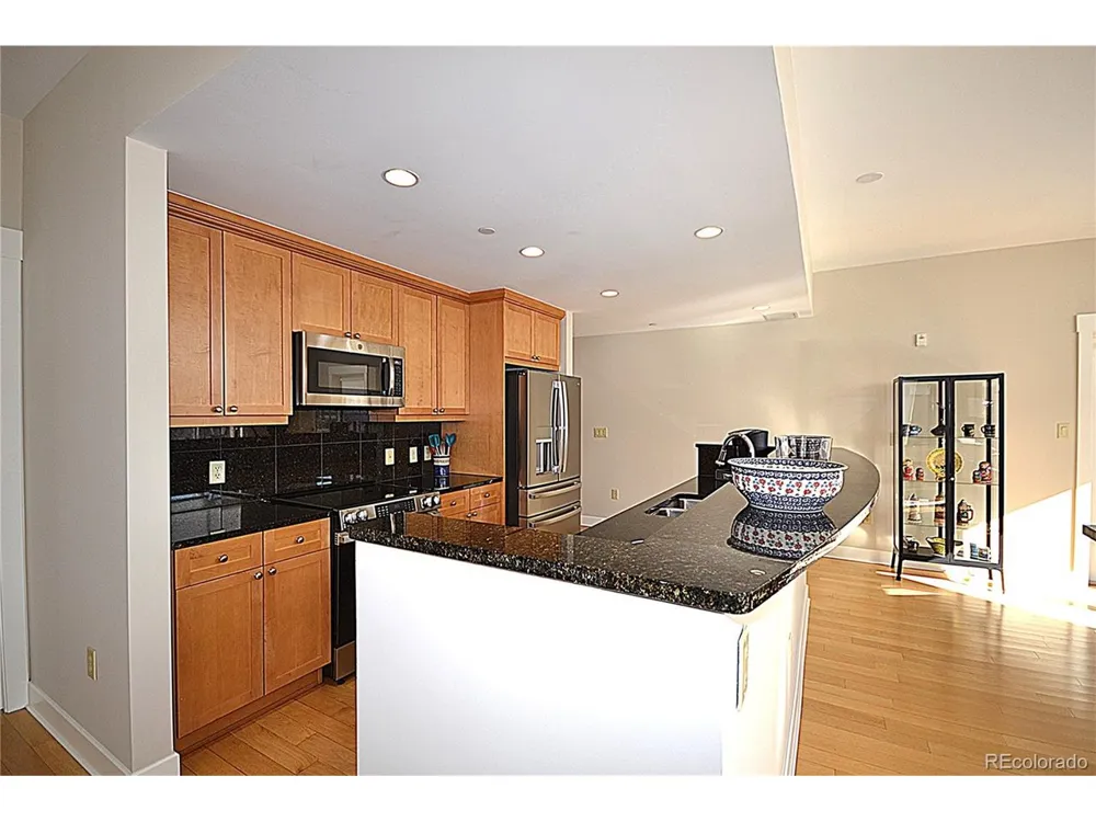 7220 W Bonfils Lane #319 Lakewood, CO 80226
