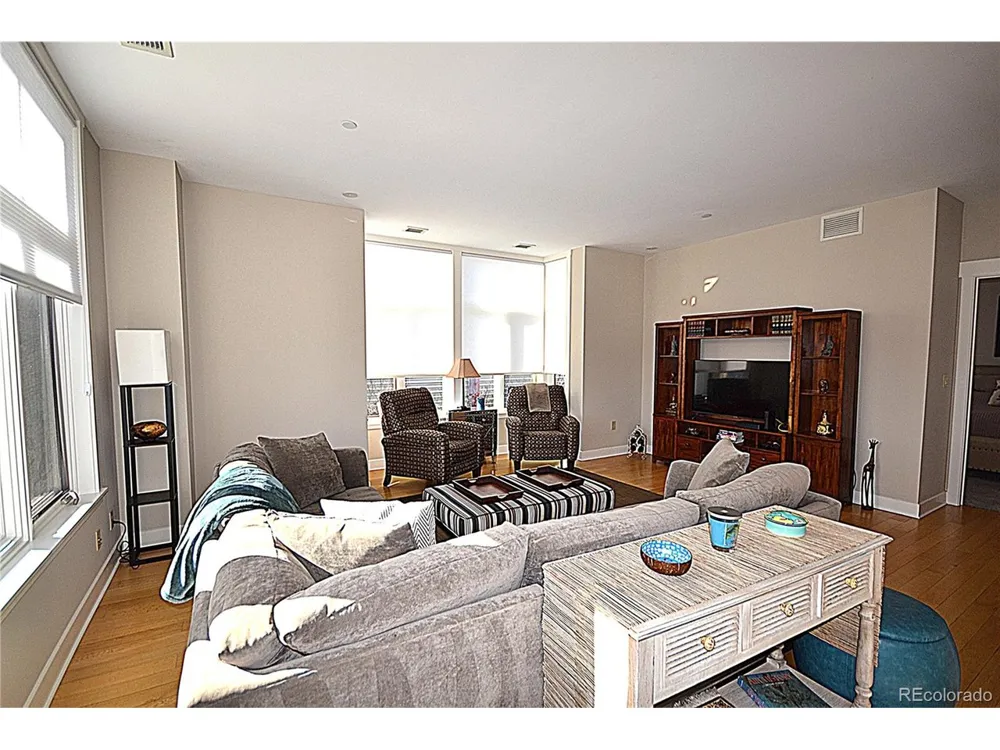 7220 W Bonfils Lane #319 Lakewood, CO 80226