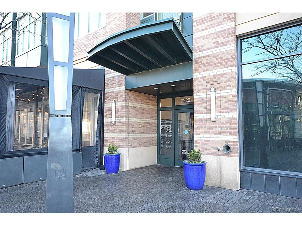 7220 W Bonfils Lane #319 Lakewood, CO 80226