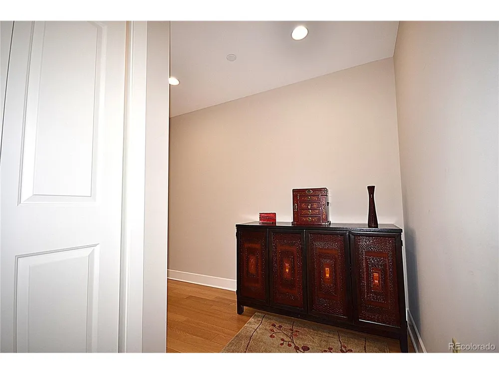 7220 W Bonfils Lane #319 Lakewood, CO 80226