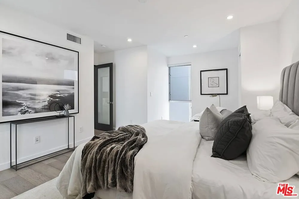 7190 Formosa Fusion Court Los Angeles, CA 90046