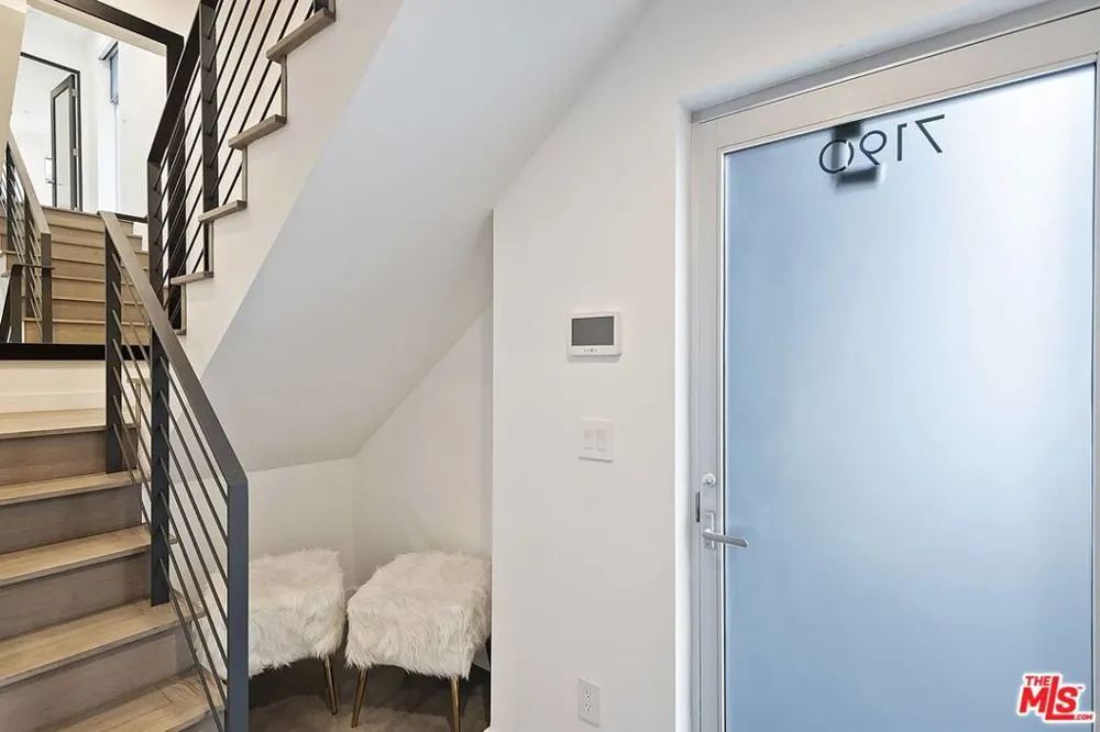 7190 Formosa Fusion Court Los Angeles, CA 90046