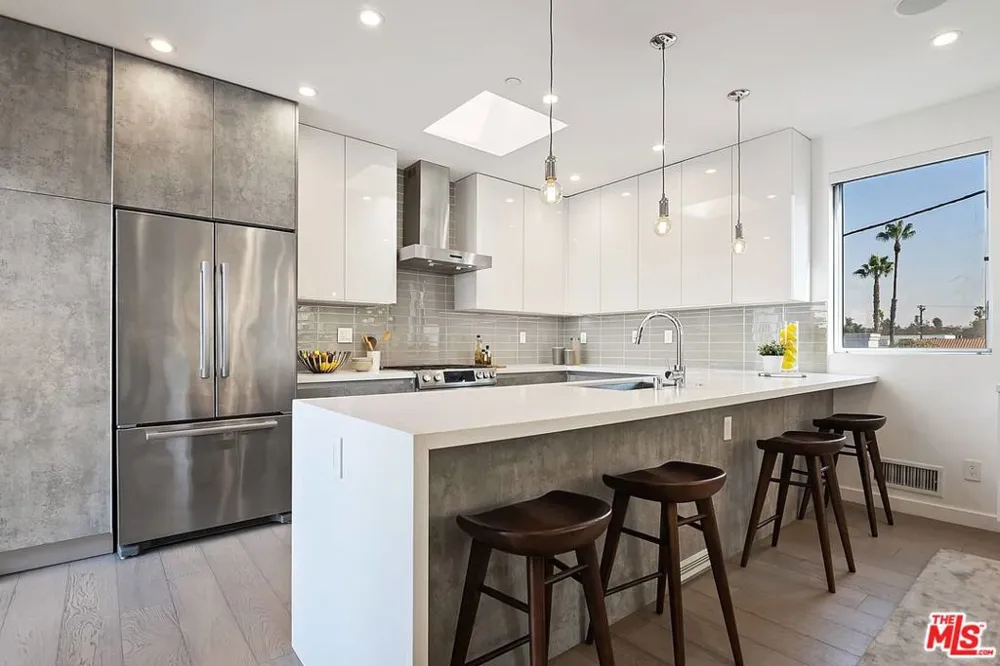 7190 Formosa Fusion Court Los Angeles, CA 90046