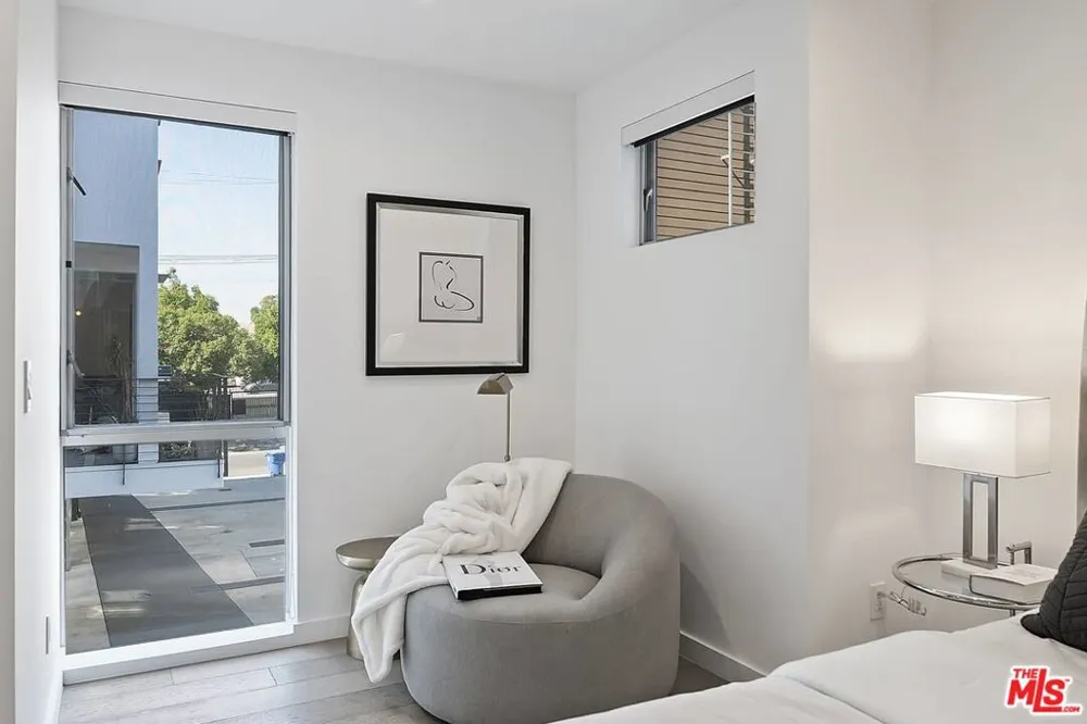 7190 Formosa Fusion Court Los Angeles, CA 90046