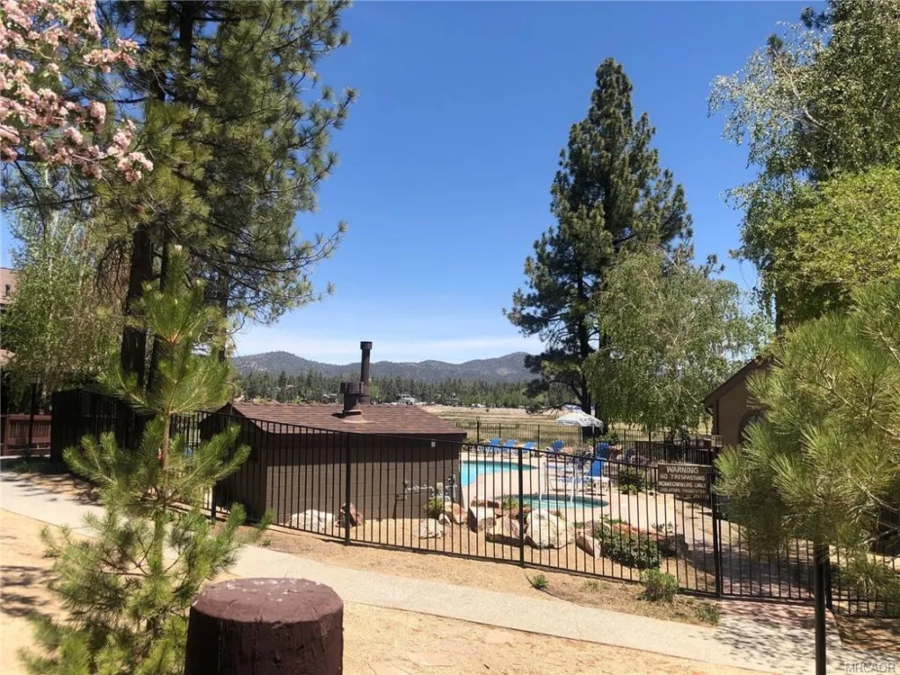 681 Cienega Road #B Big Bear, CA 92315