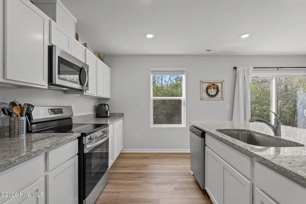 1427 New Sun Drive SE Bolivia, NC 28422
