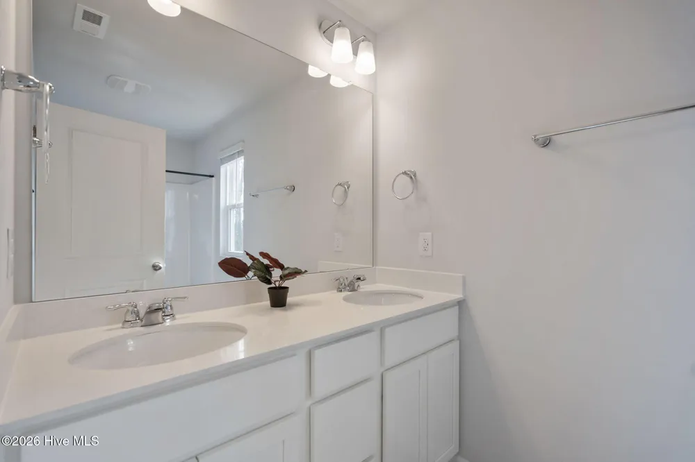 1427 New Sun Drive SE Bolivia, NC 28422