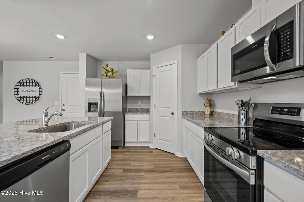 1427 New Sun Drive SE Bolivia, NC 28422