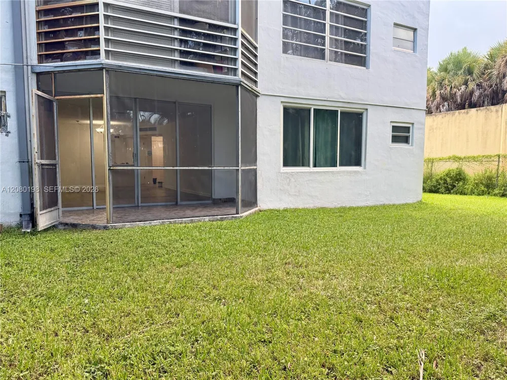 1101 NE 191st St #H101 Miami, FL 33179