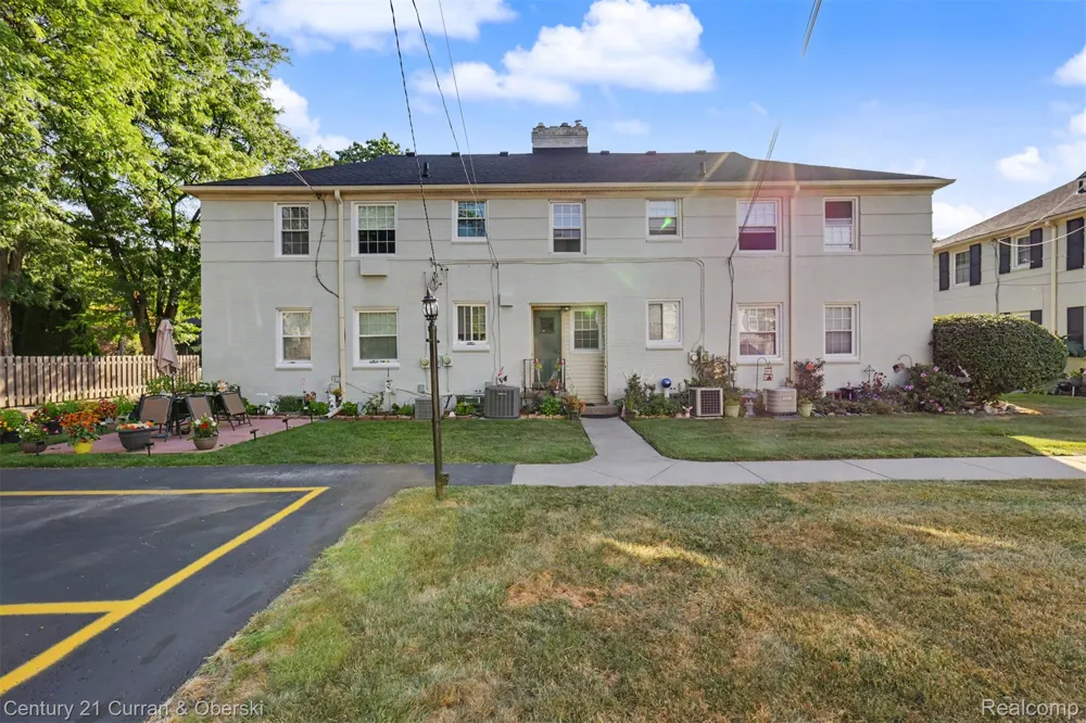 726 S Military Street Dearborn City, MI 48124