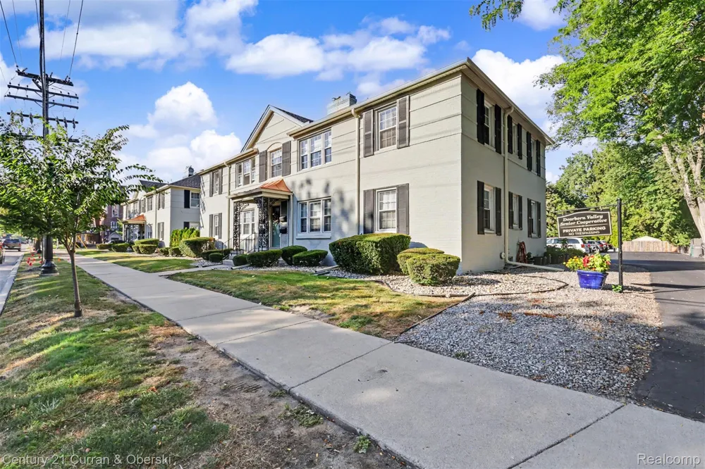 726 S Military Street Dearborn City, MI 48124