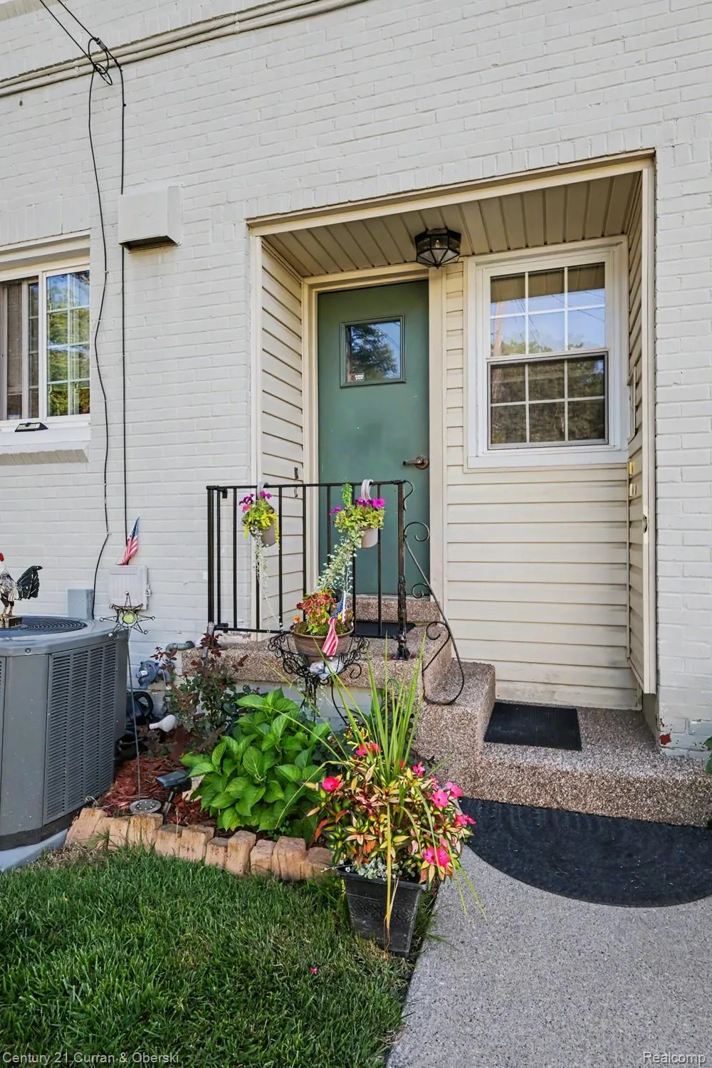 726 S Military Street Dearborn City, MI 48124