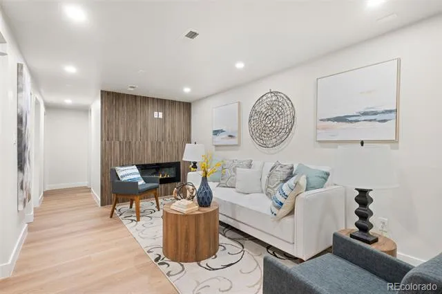 3021 Locust Street Denver, CO 80207