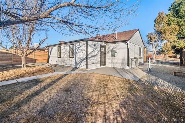 3021 Locust Street Denver, CO 80207