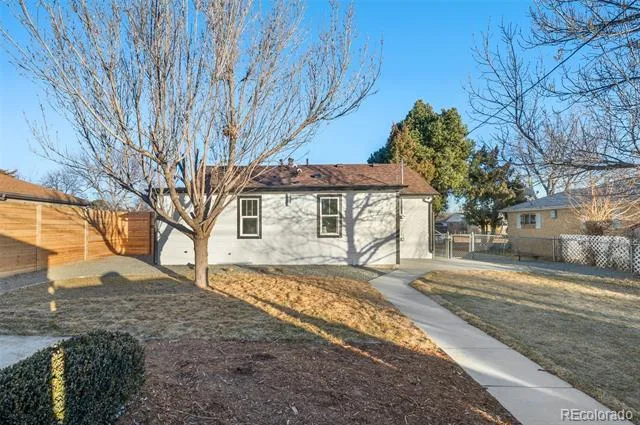 3021 Locust Street Denver, CO 80207